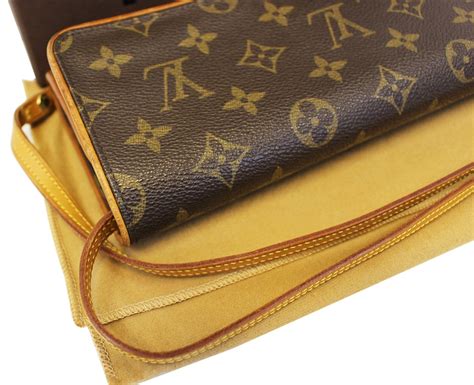 pochette louis vuitton uomo blu|louis vuitton canvas bag.